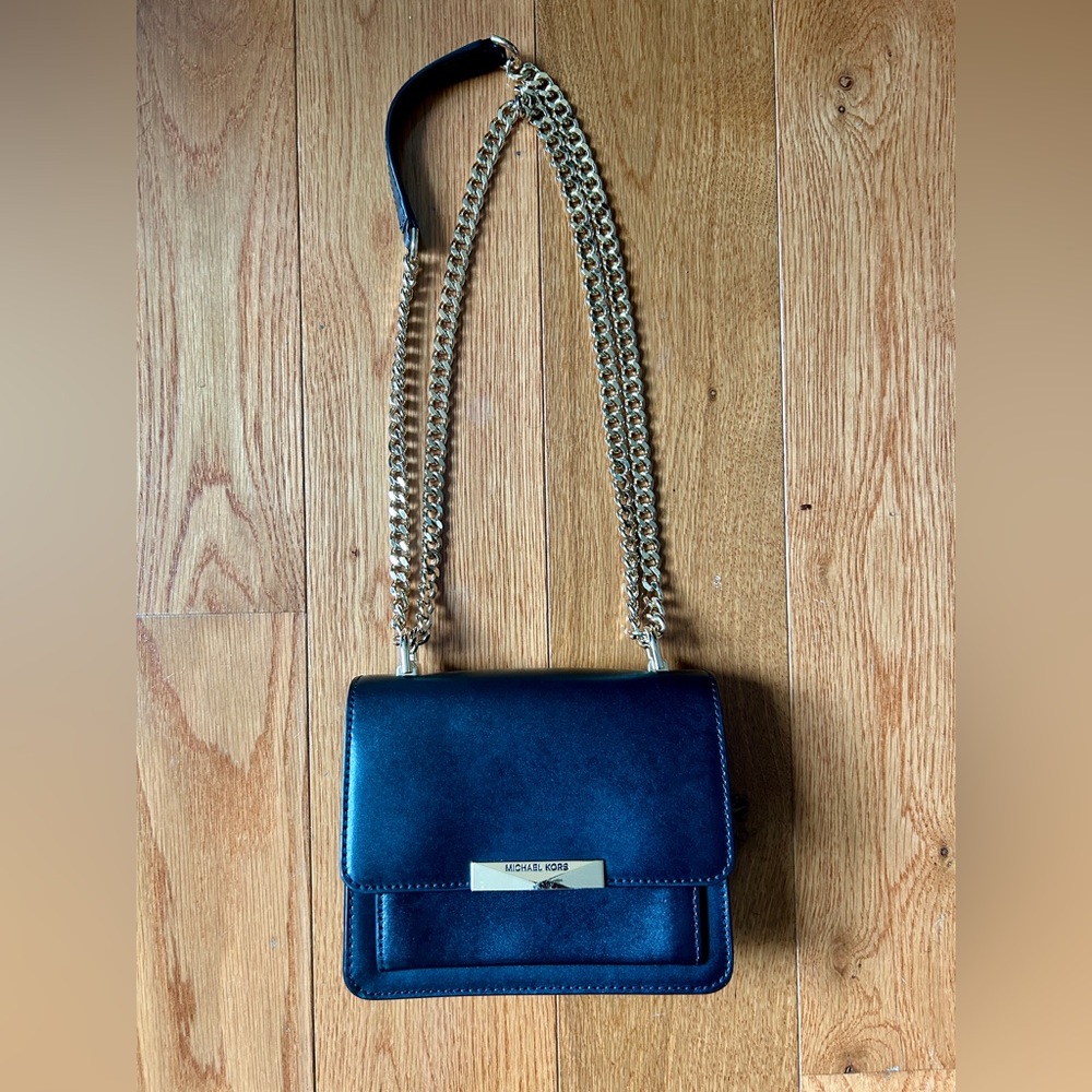 Micheal Kors jade crossbody/shoulder bag , mint condition barely used